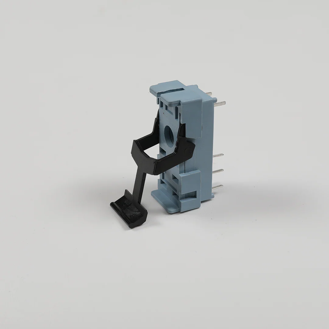 Relay socket 1 changeover cont. 5 pin, 10 A PCB mounted socket - 7RQ02021AX00